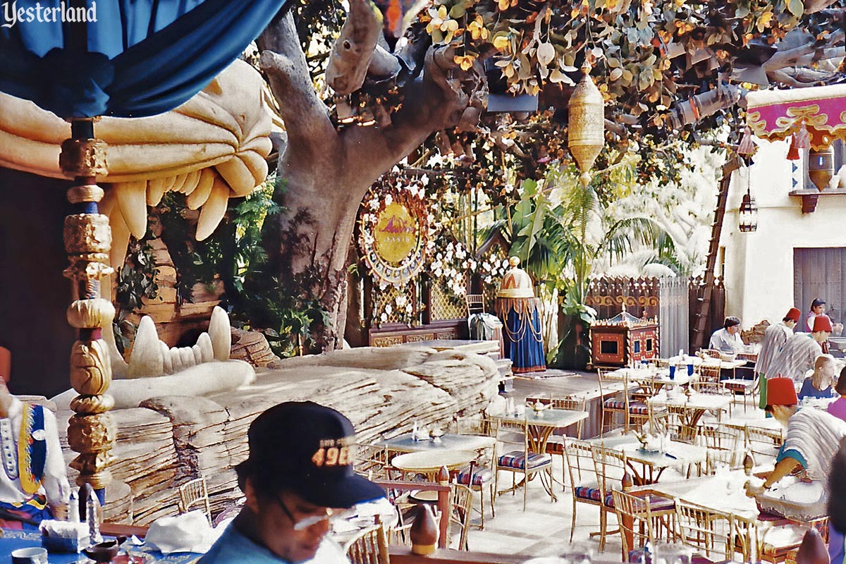 Aladdin’s Oasis Dinner Show at Disneyland