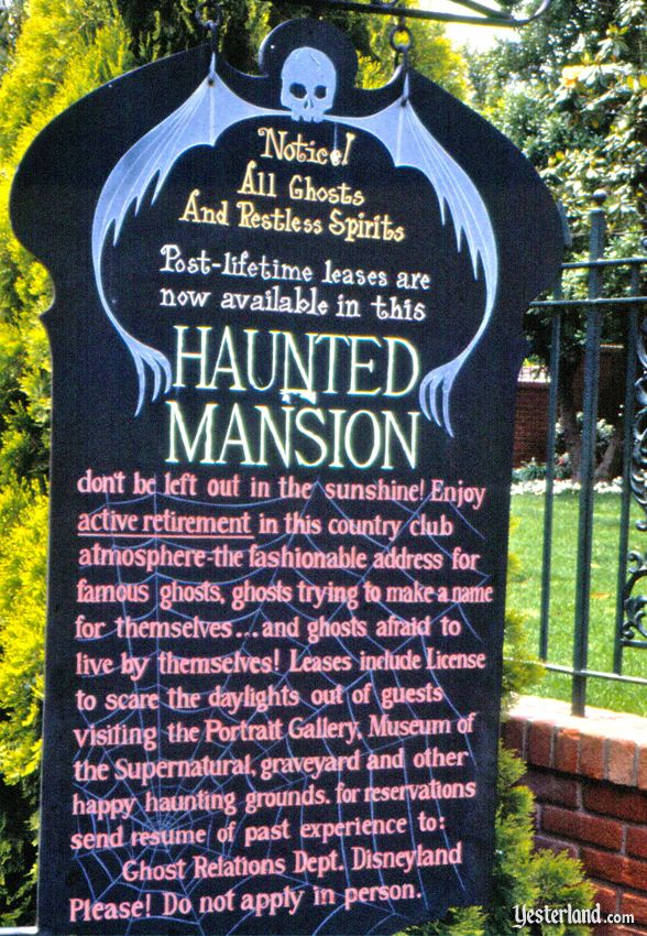 Haunted Mansion at Disneyland