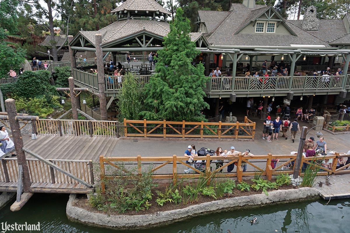 Bear Country at Disneyland