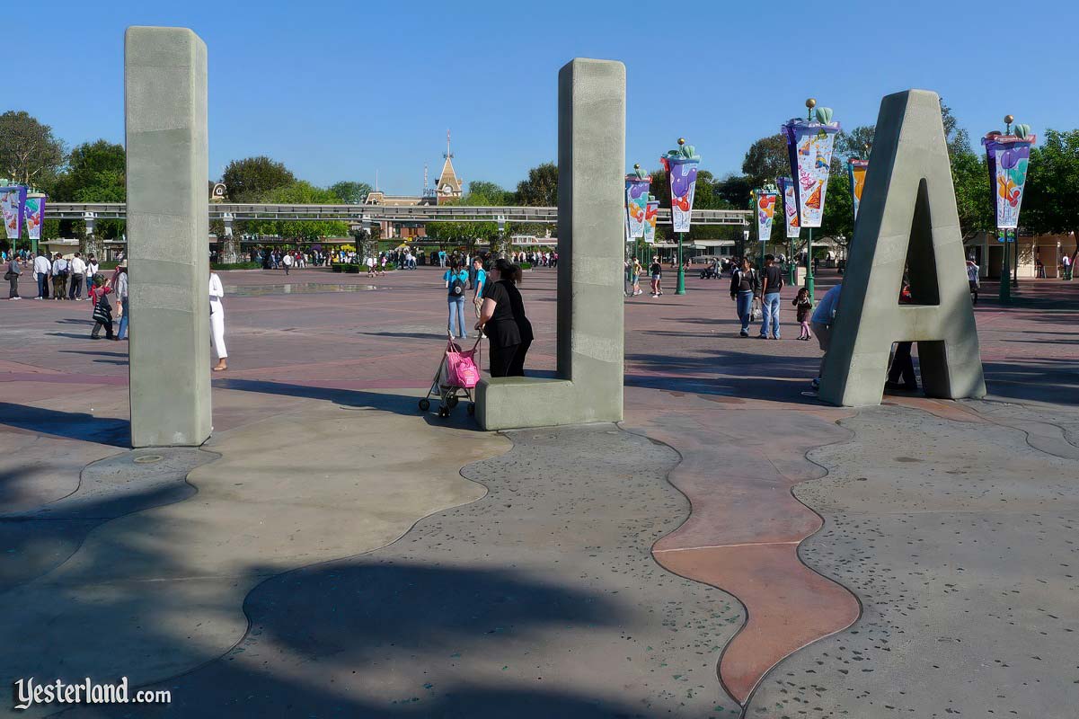 Entrance Letters at Disney's California Adventure