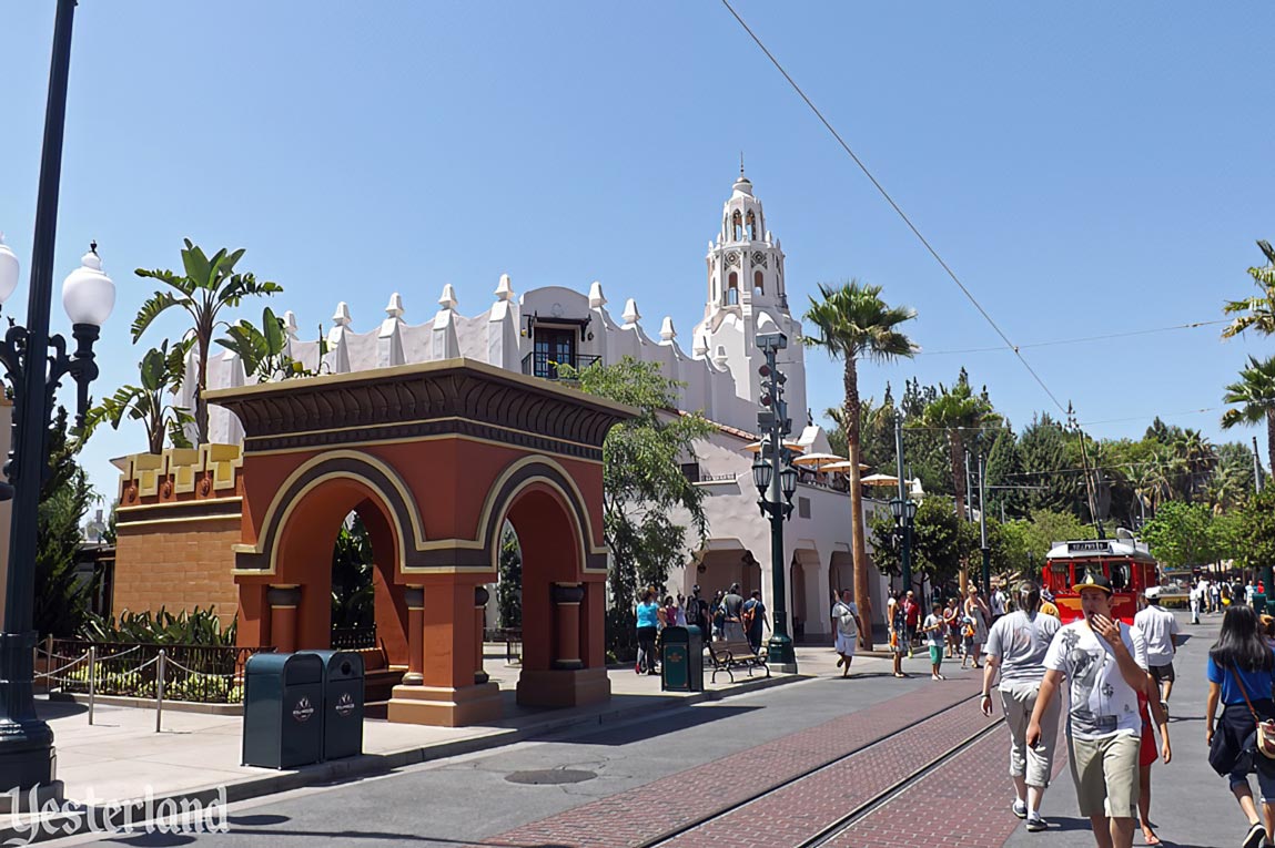 Hollywood Pictures Backlot Elephants at Disney California Adventure