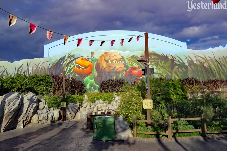 Bountiful Valley Farm Mural at Disney California Adventure