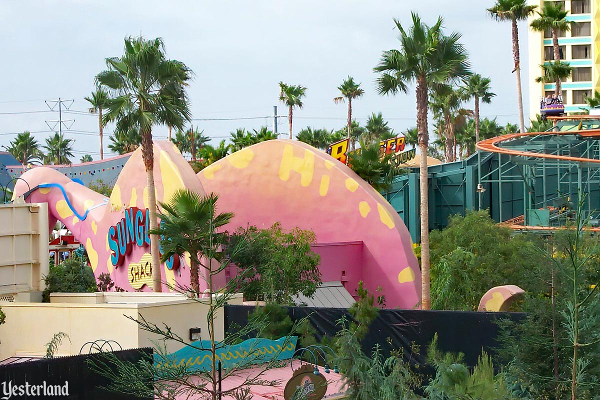 Paradise Pier Hotel Private Entrance at Disney California Adventure