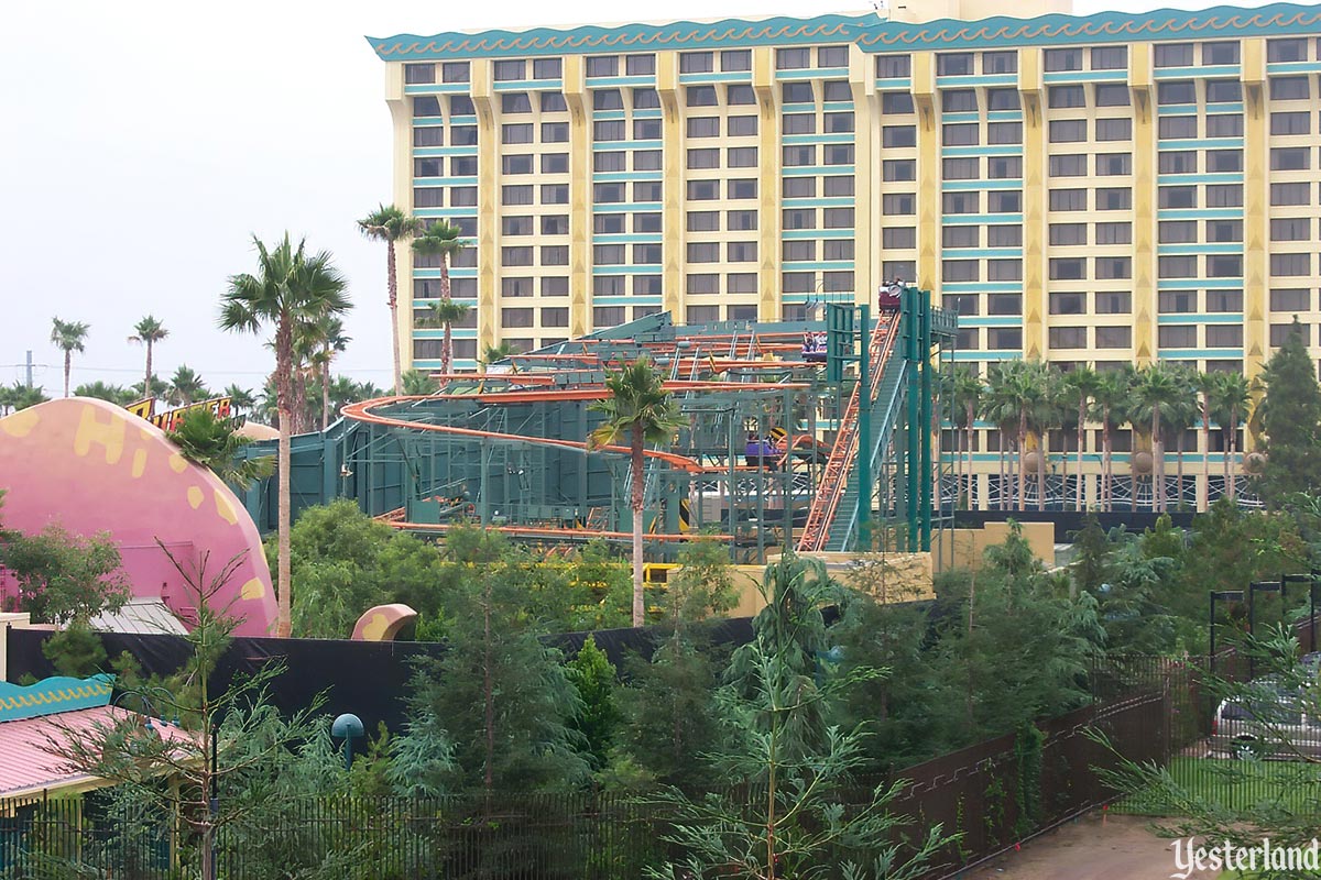 Paradise Pier Hotel Private Entrance at Disney California Adventure