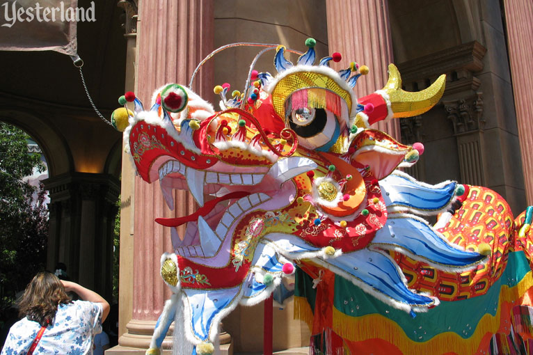 Mulan’s Chinese New Year Greetings at Disney California Adventure