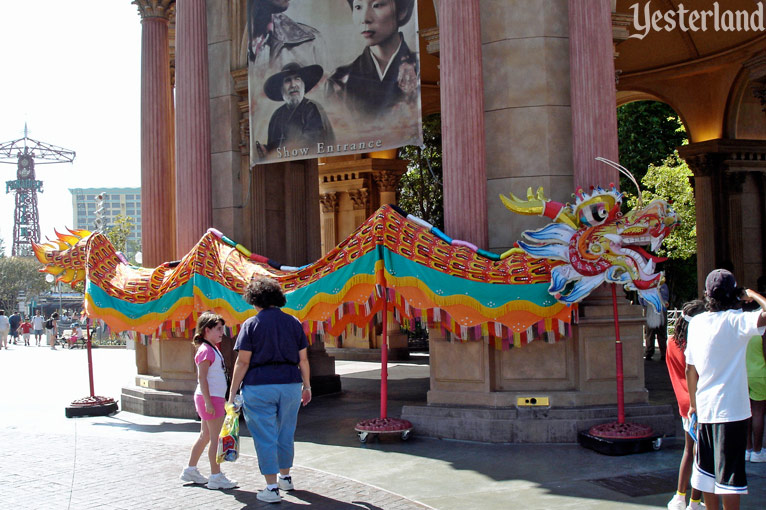 Mulan’s Chinese New Year Greetings at Disney California Adventure