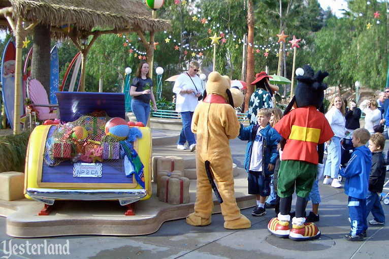 Santa’s Beach Blast at Disney’s California Adventure