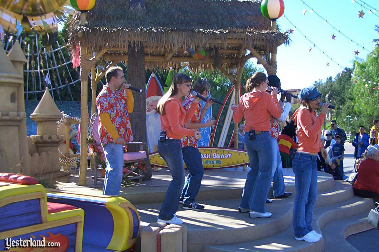 Santa’s Beach Blast at Disney’s California Adventure