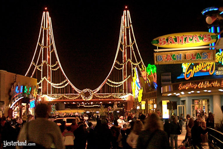 Santa’s Beach Blast at Disney’s California Adventure