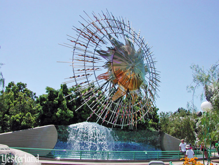 Sunshine Plaza at Disney's California Adventure