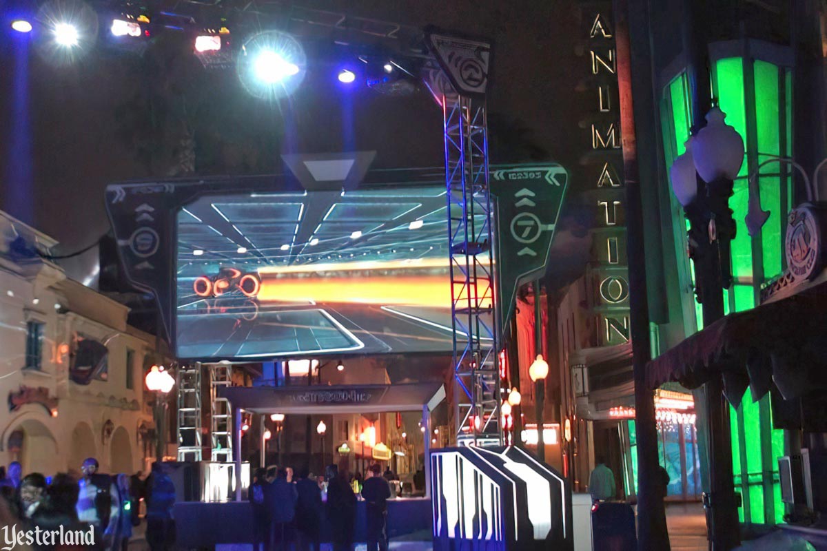 ElecTRONica at Disney California Adventure