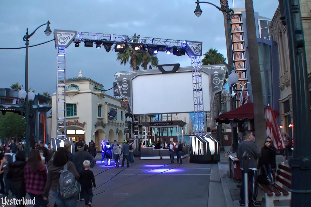 ElecTRONica at Disney California Adventure