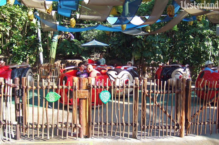 Francis’ Ladybug Boogie at Disney California Adventure