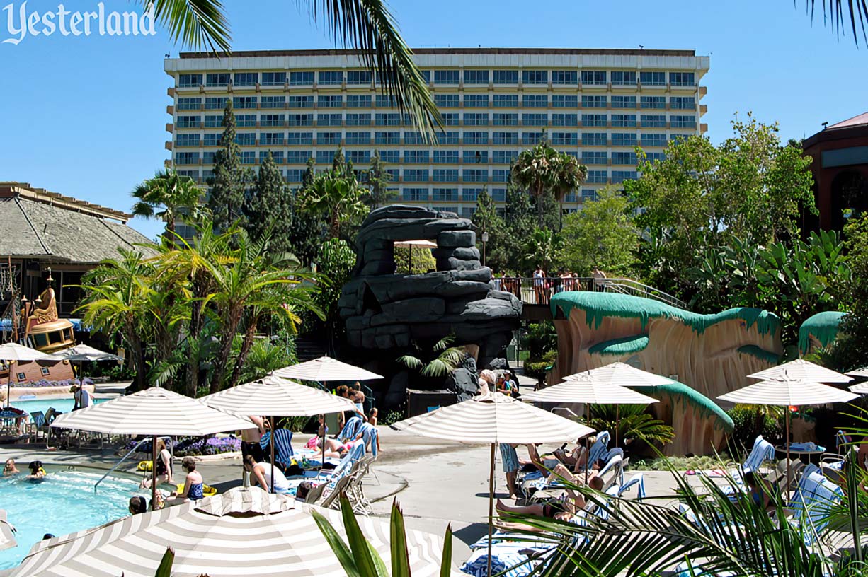 Disneyland Hotel - Then and Now, Part 2: 2007 and 2015