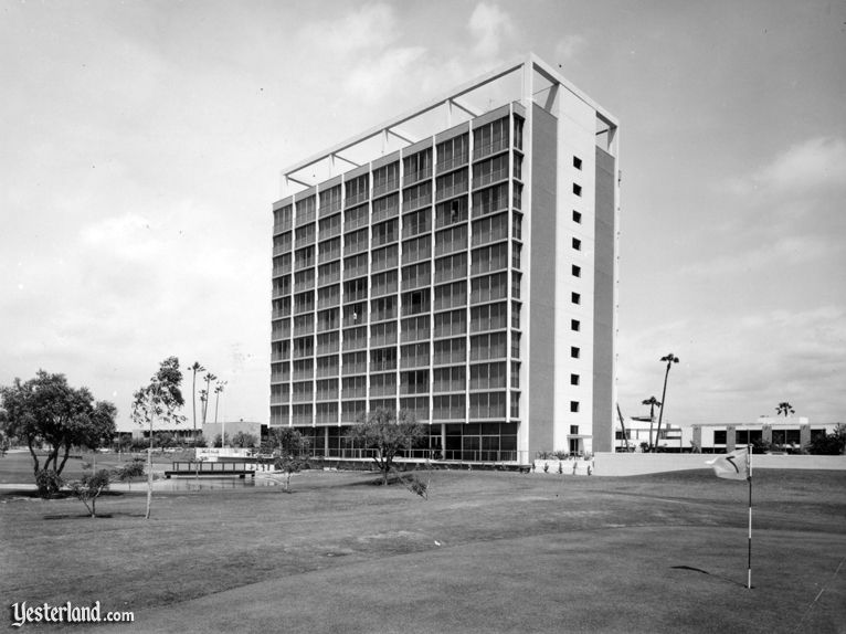 Disneyland Hotel Golf at Yesterland