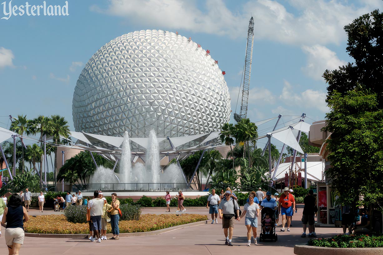 Epcot Icon Tower removal on August 18, 2007