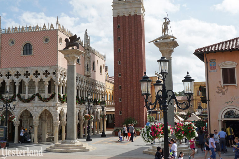 Comparing Venice at Epcot and Venice in Italy