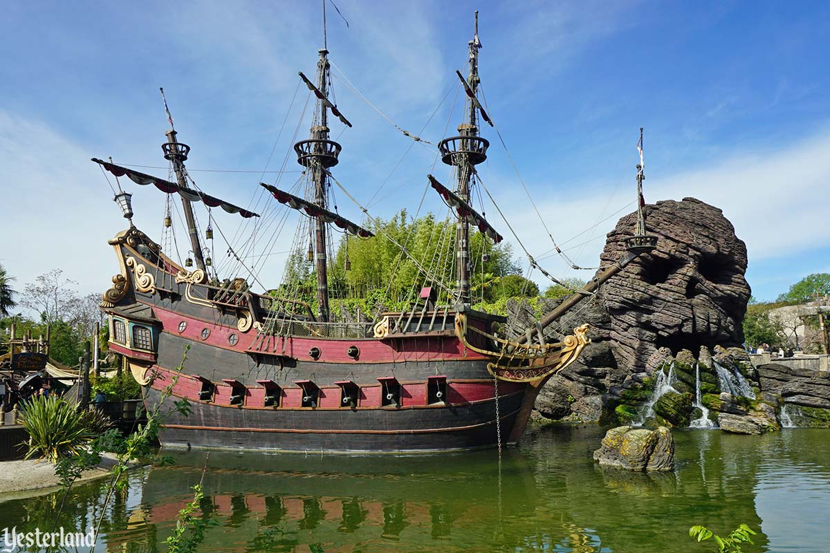 Pirate Galleon at Disneyland Paris