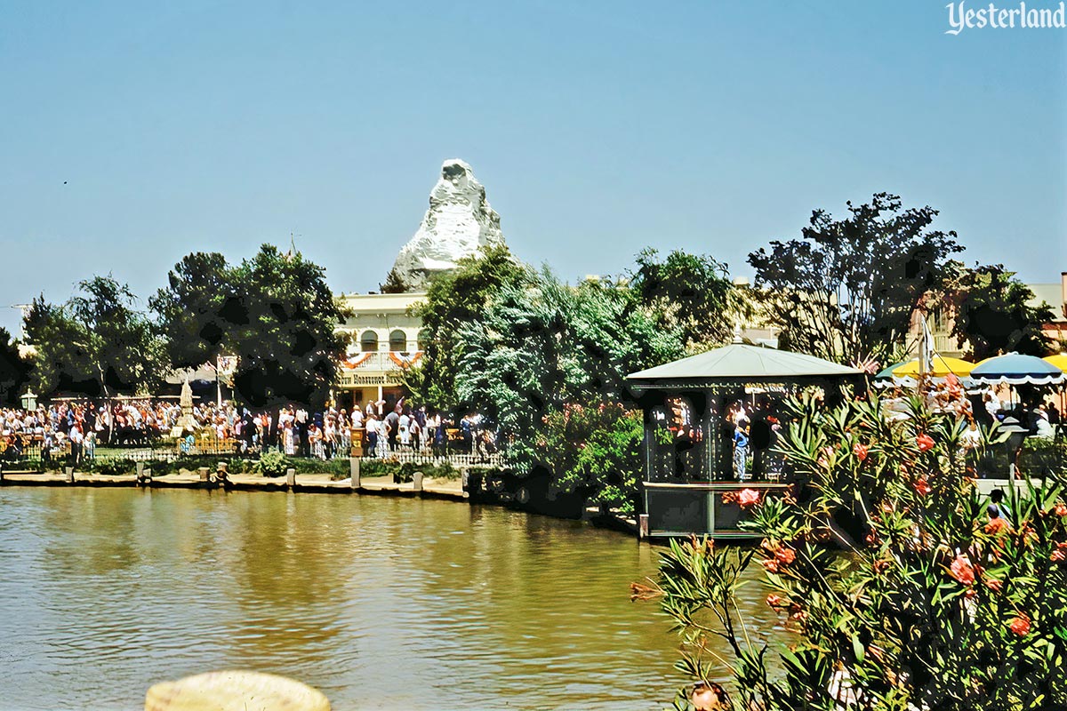 Dixieland Bandstand at Disneyland