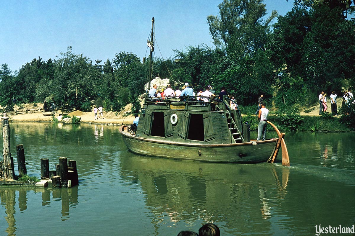 Mike Fink Keel Boats, Disneyland