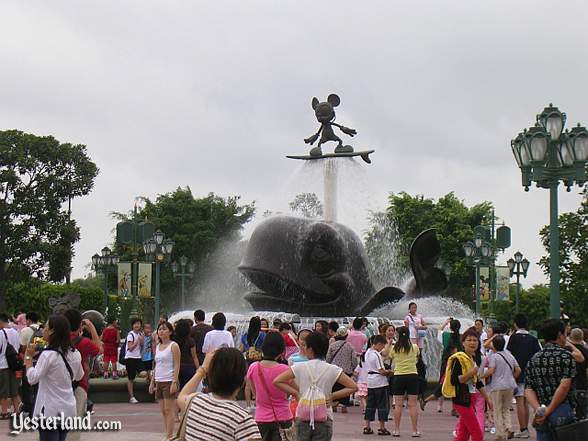 Fountain on the Park Promenade at Hong Kong Disneyland