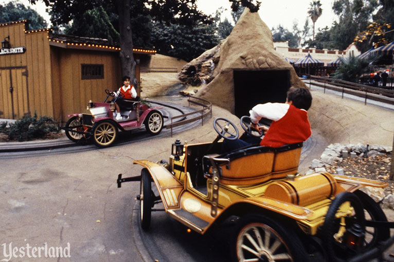 Tijuana Taxi at Knott's Berry Farm