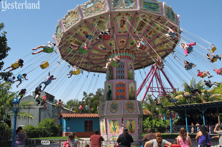 Waveswinger at Knott's Berry Farm