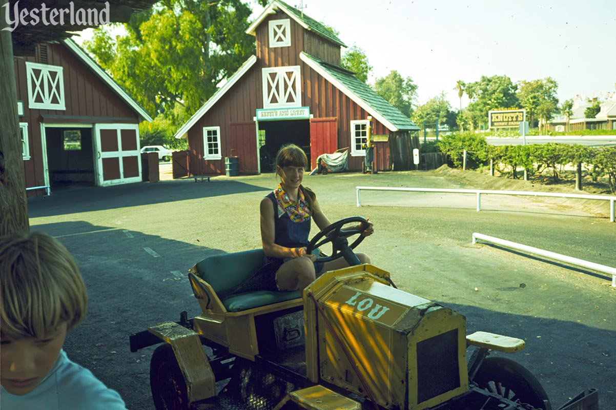 Henry’s Livery Ride at Knott's Berry Farm