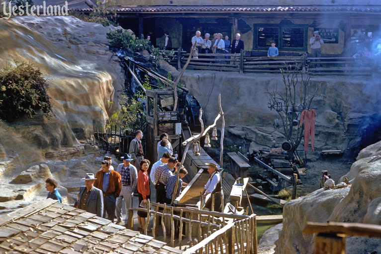 Pan For Gold at Knott's Berry Farm