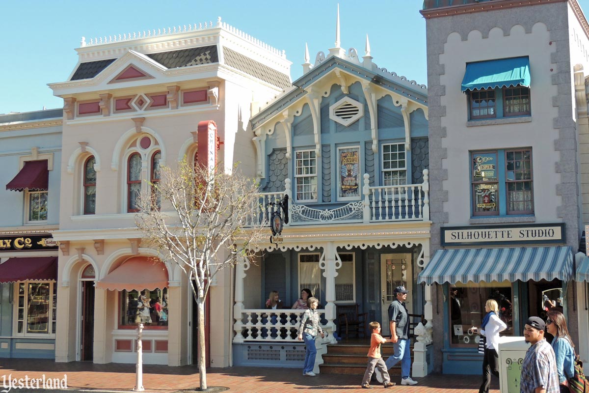 Fargo’ Palm Parlor at Disneyland