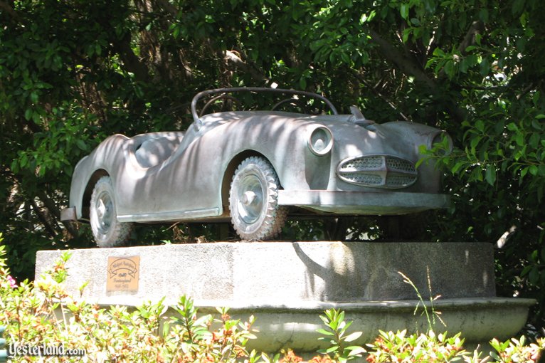 Midget Autopia statue at Disneyland