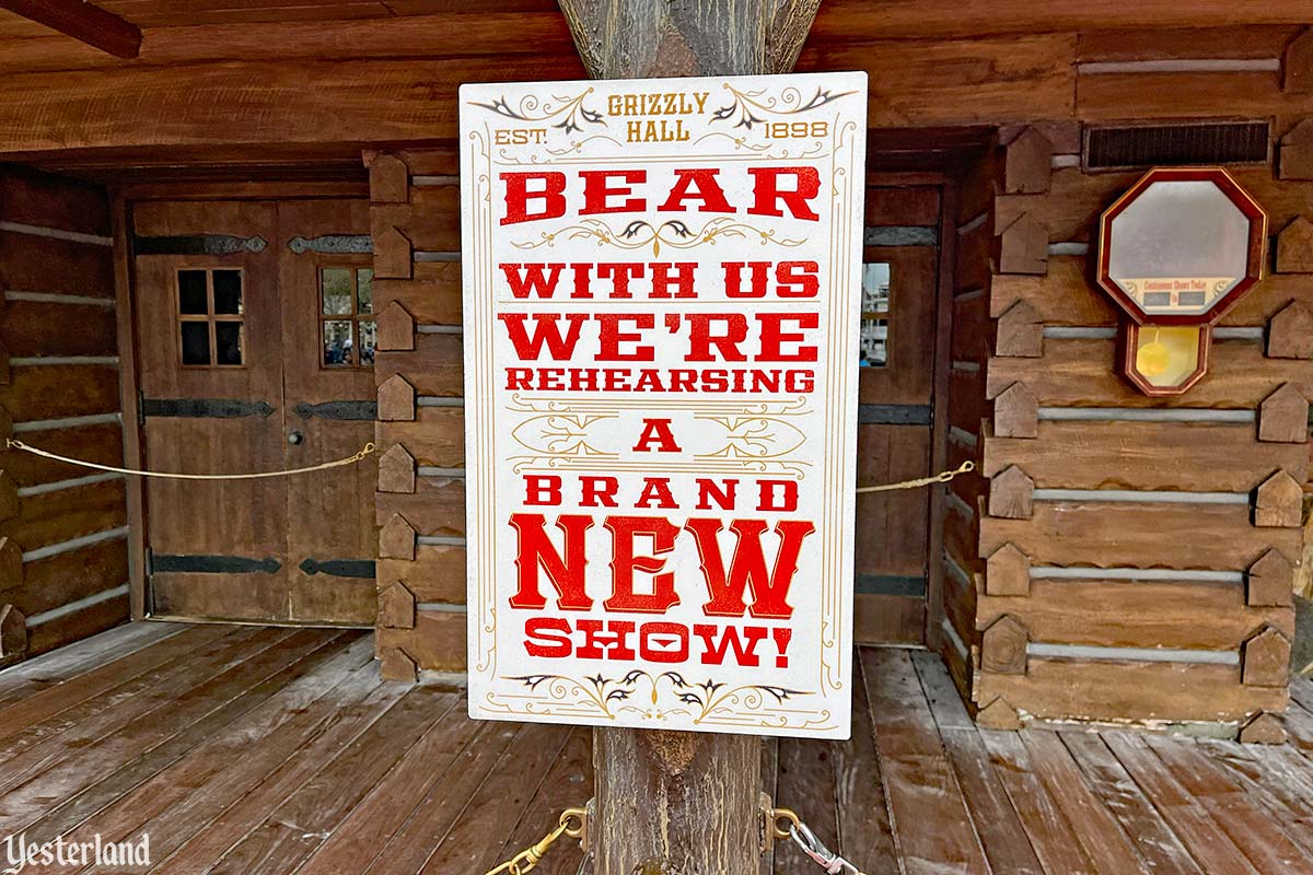 Country Bear Jamboree, the Original Show, at Magic Kingdom Park