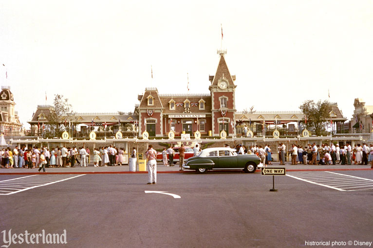 Photo for a Sanity Check on “41 Insane Facts” about Disneyland