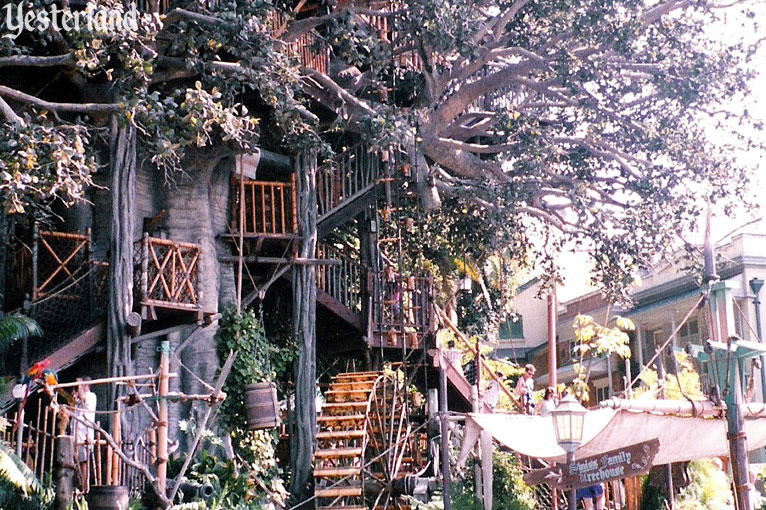 Swiss Family Treehouse, Disneyland