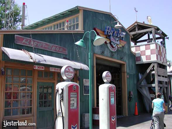 Fly’n’Buy Chevron at California Adventure