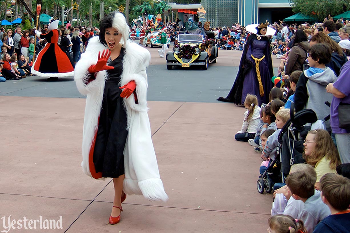 Hollywood Holly-Day Parade at Disney-MGM Studios