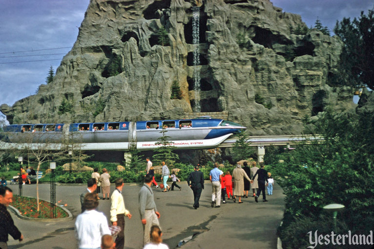 Disneyland Monorail