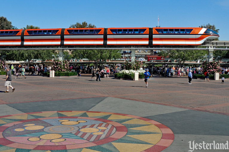 Disneyland Monorail