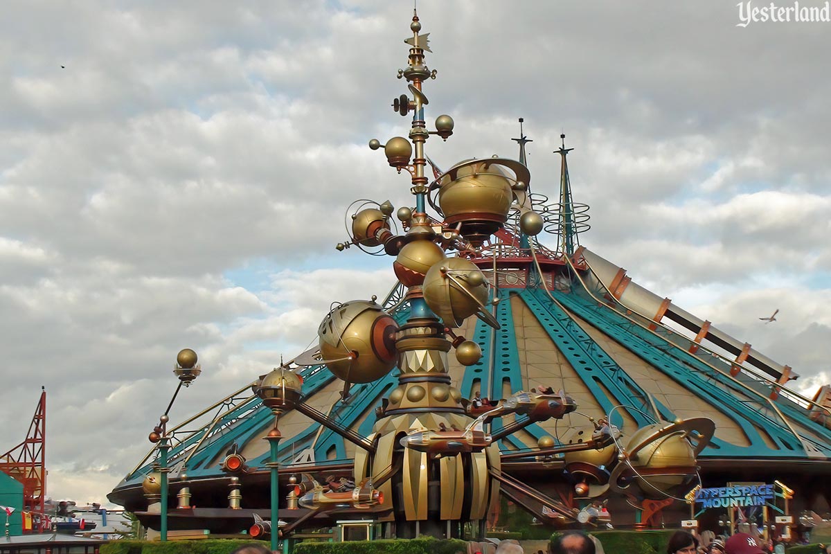 Orbitron at Disneyland Parisd