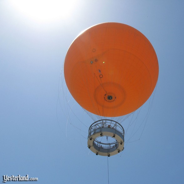 Aerophile AERO30NG tethered ballon