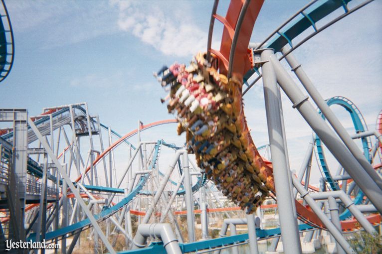 Dueling Dragons at Universal's Islands of Adventure in 2000